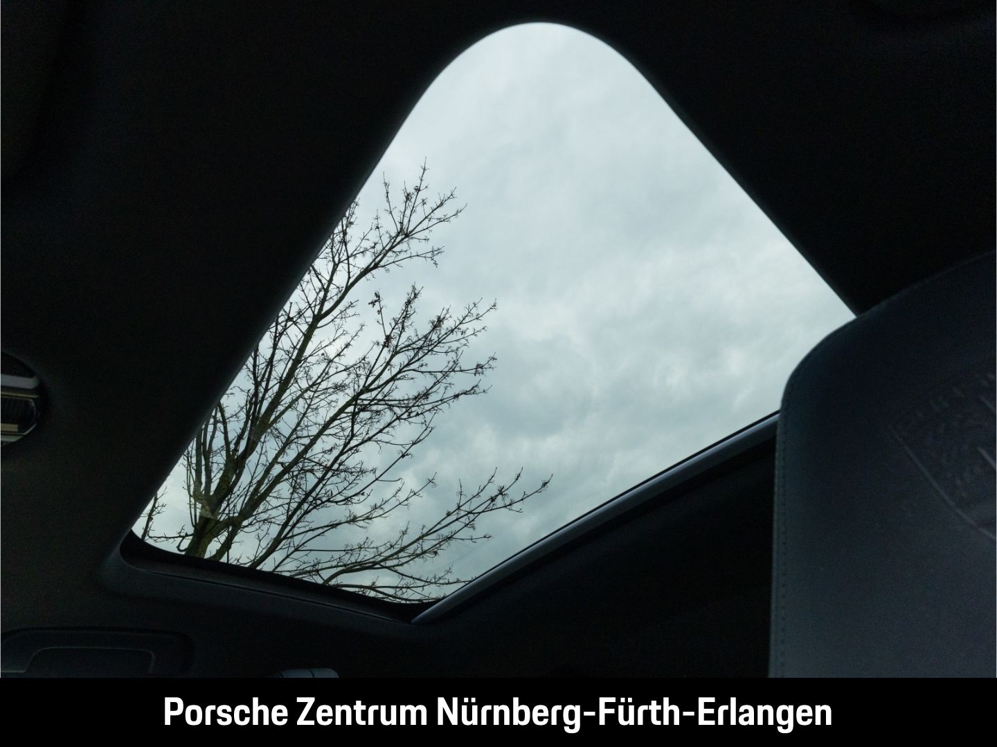 Porsche Panamera 4 E-Hybrid Sport Turismo Platinum Editi