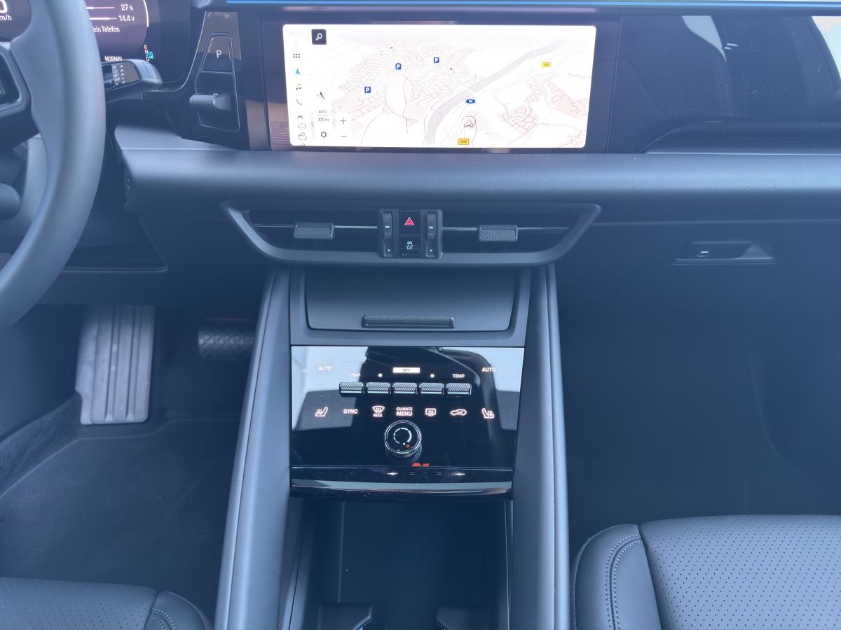 Porsche Macan 4 | Luftfederung | Panorama | BOSE | AHK |