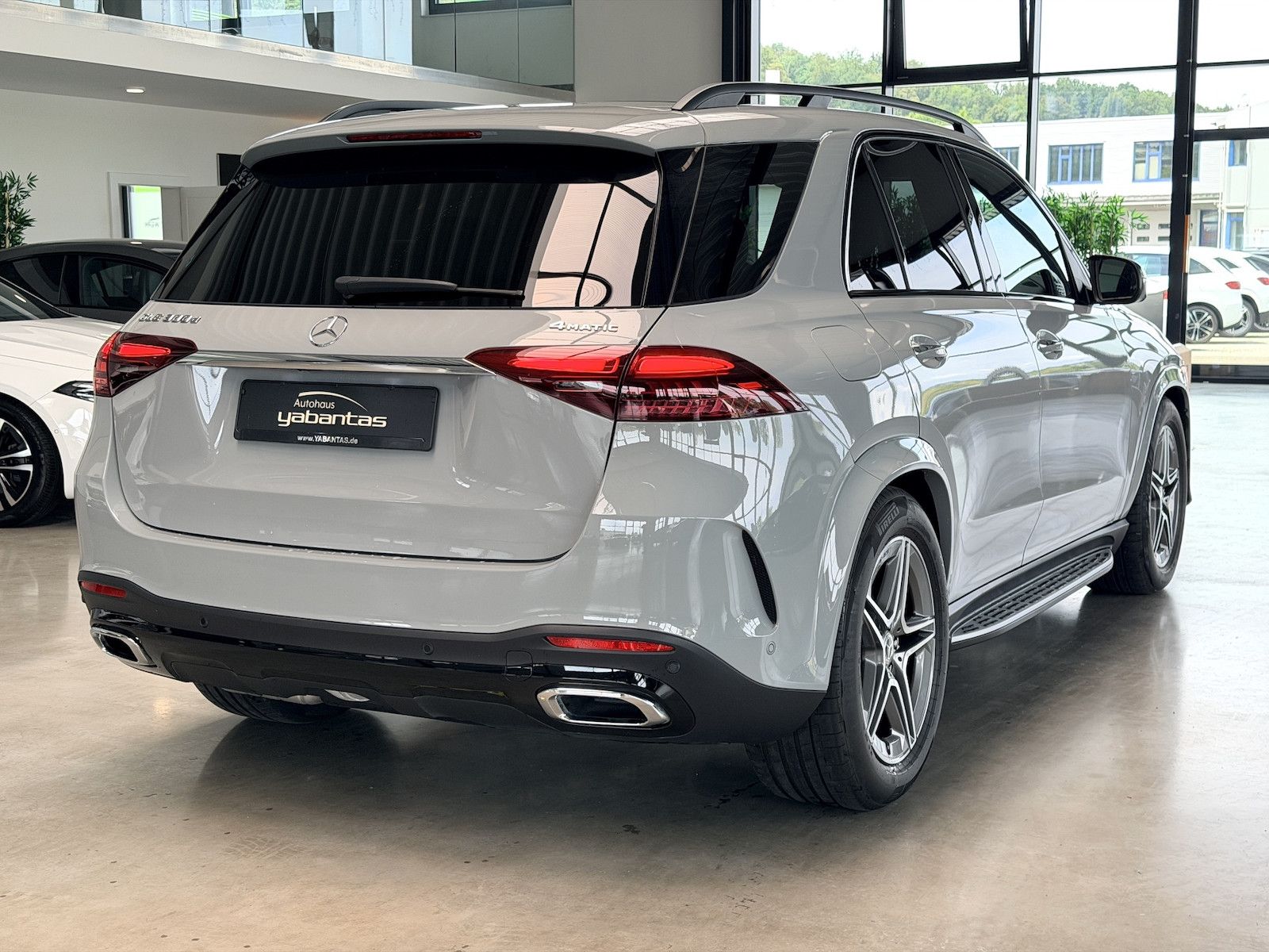 Mercedes-Benz GLE 300 d 4M AMG Night Pano DISTRONIC+ 360°-K AI