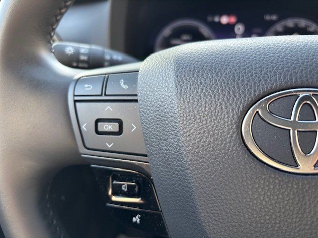 Toyota C-HR 2,0 Plug-In Hybrid Team Deutschland 1. Hand
