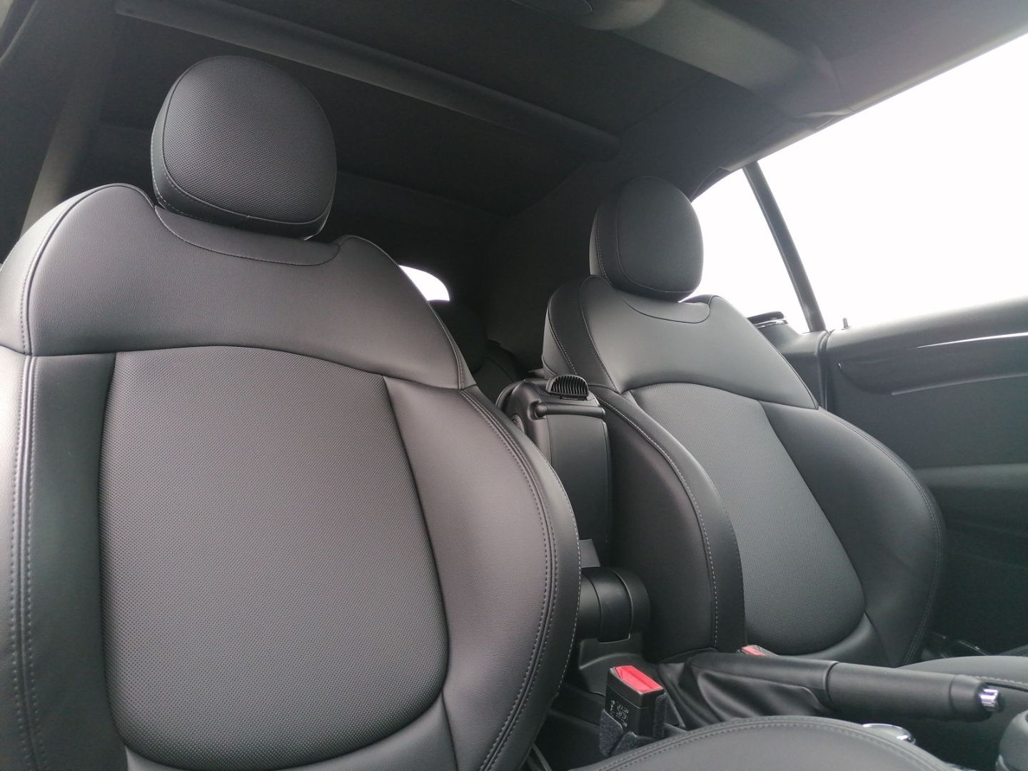 MINI Cooper Cabrio JCW - Samsaru's Car Outlet