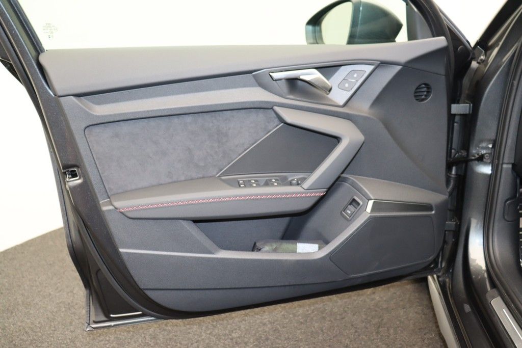 Audi A3 Sportback 35 TFSI S line - Samsaru's Car Outlet