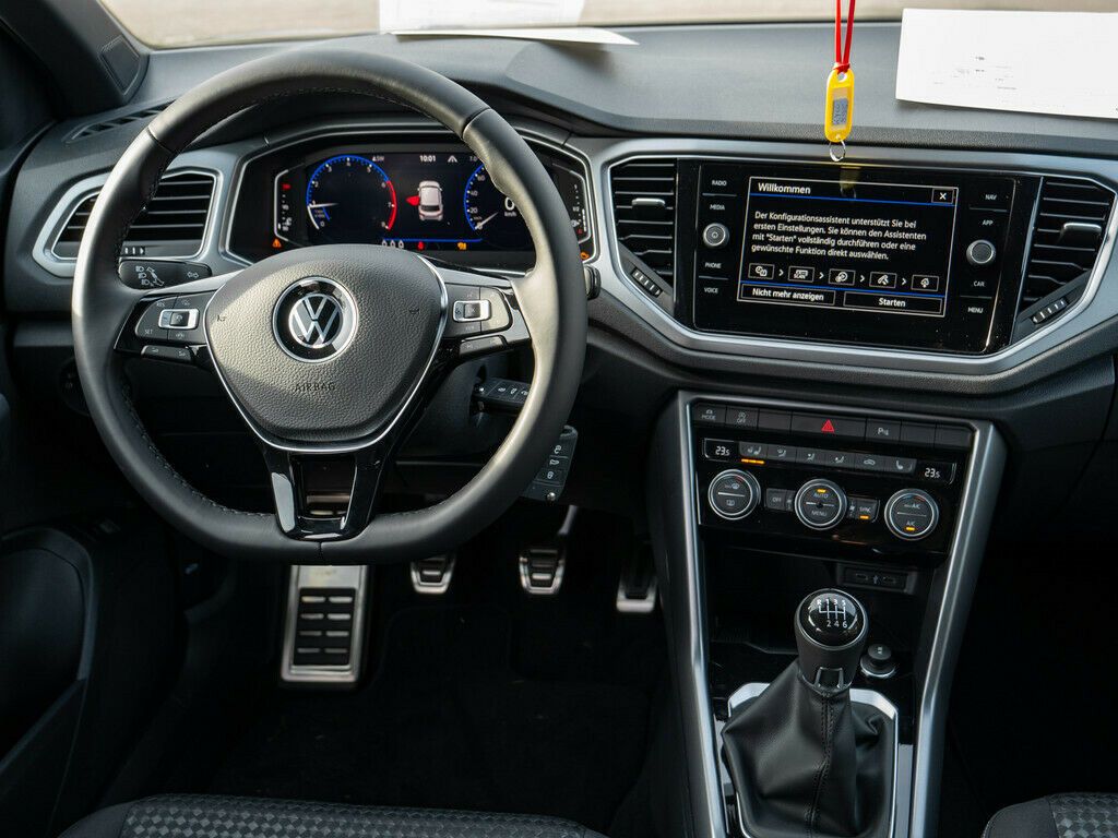 Volkswagen T-Roc 1.5 TSI Active - Samsaru's Car Outlet