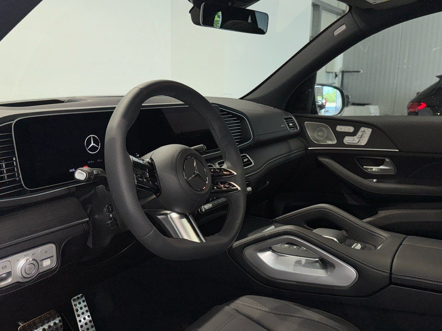 Mercedes-Benz GLE 450 4M AMG Distronic Multibeam Pano AHK 360°