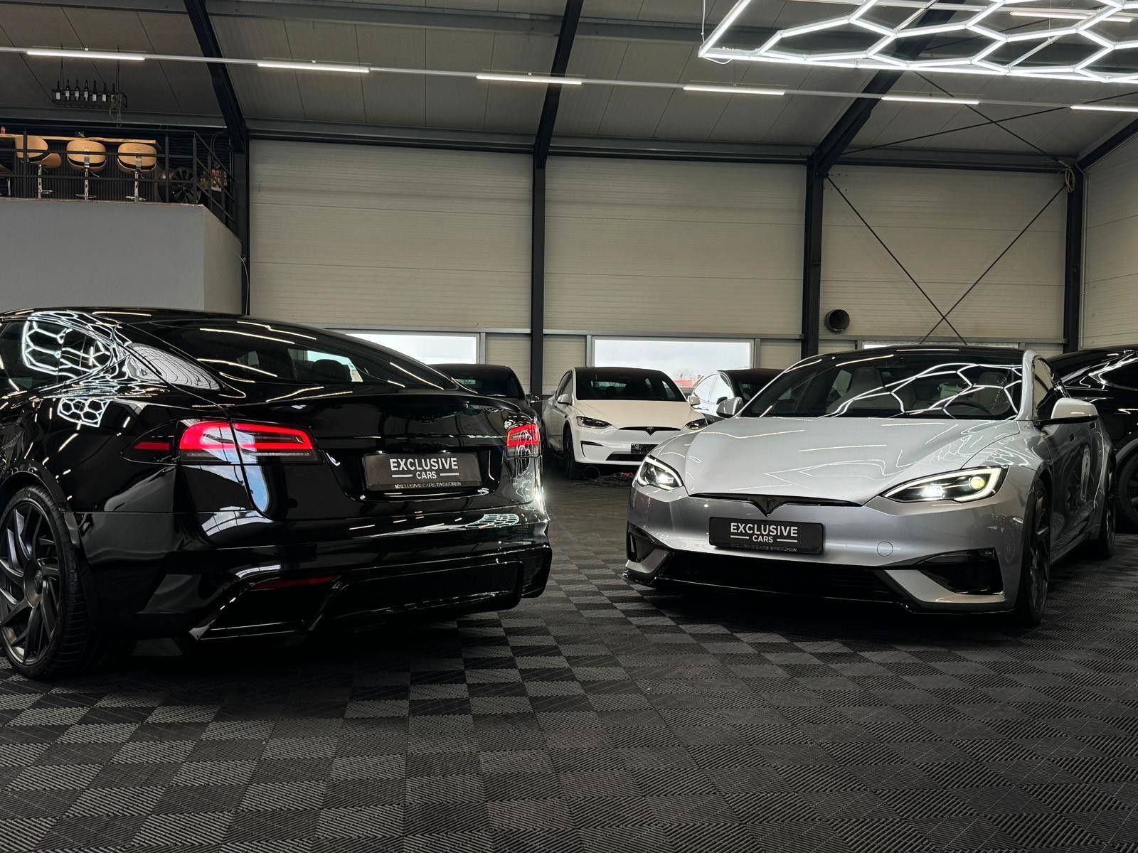 Tesla MODEL S PLAID | MATRIX LED | FULL SELF DRIVE 4 |