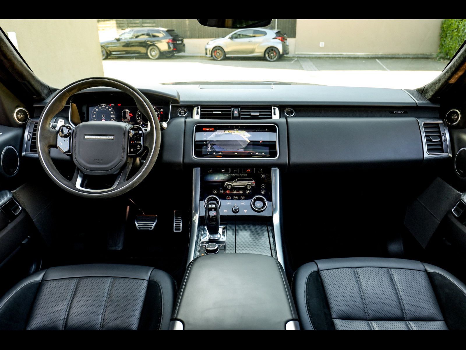 Range Rover Sport P400 HST - Samsaru's Car Outlet