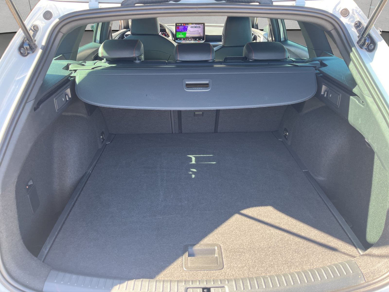 Seat Leon Sportstourer 2.0 TDI DSG FR AHK Kamera Navi