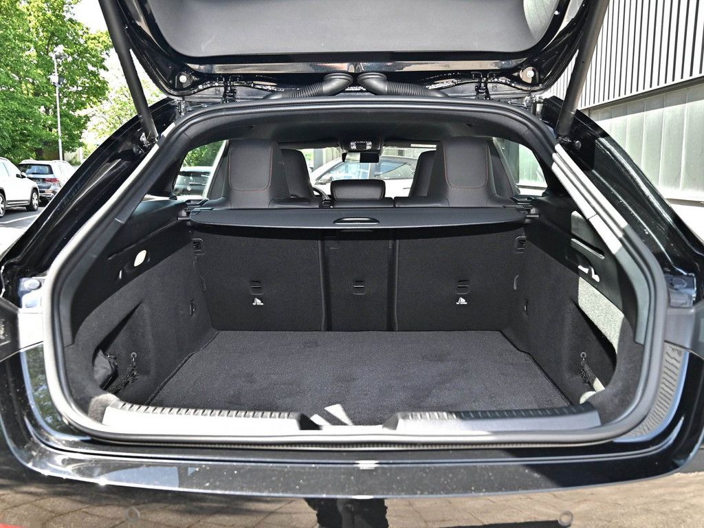 Mercedes-Benz CLA 250 SB 4M AMG Sport Premium - Samsaru's Car Outlet