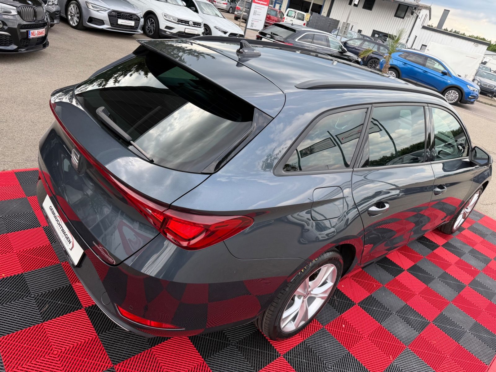 Seat Leon Sportstourer FR*e-Hybrid*LED*Kam*Navi*Aut*