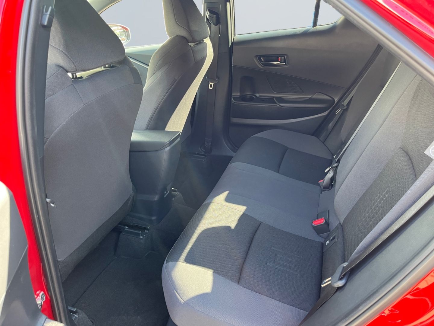 Toyota C-HR 1.8 Hybrid Team D *LED*ACC*Kamera*Navi*SHZ*