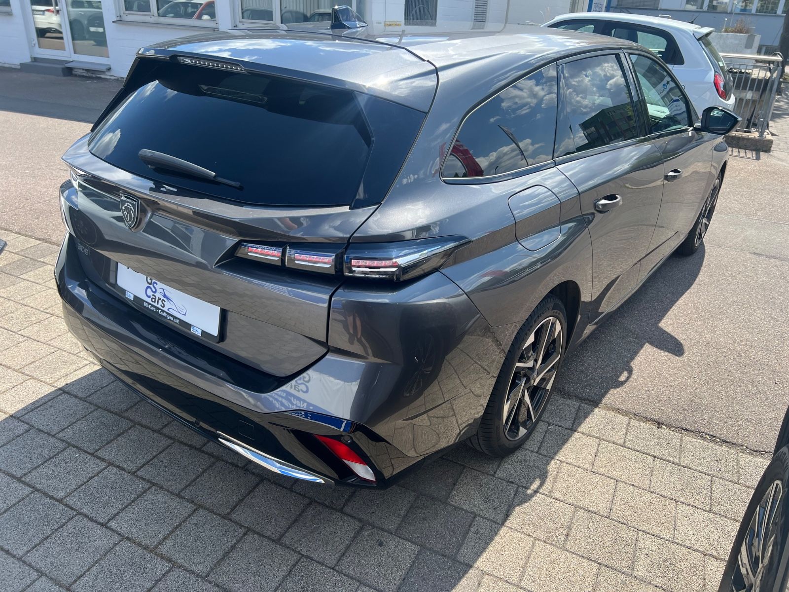 Peugeot 308 SW Allure - Samsaru's Car Outlet