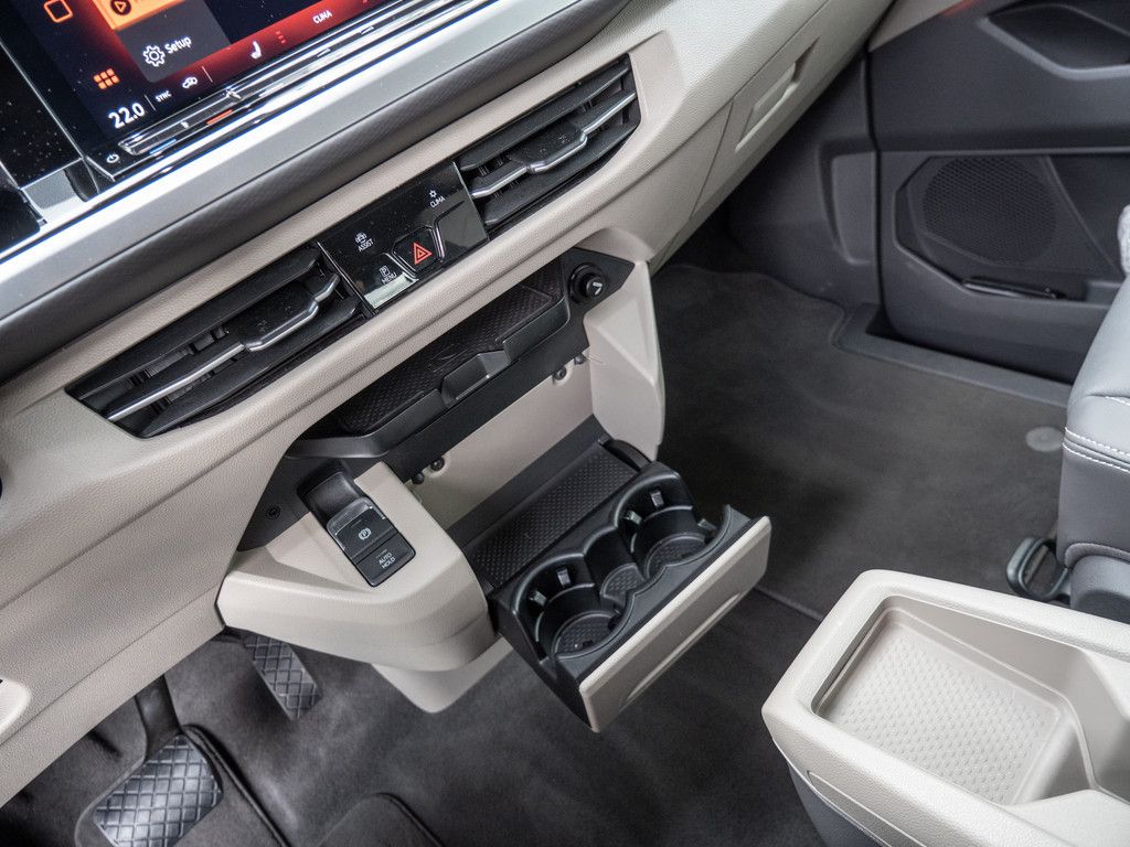 Volkswagen T7 Multivan 2.0TDI DSG - Samsaru's Car Outlet