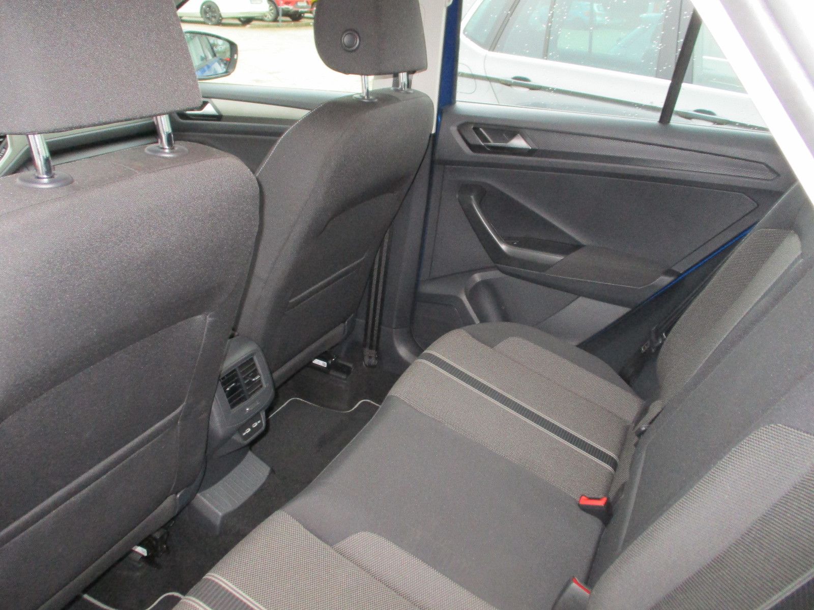 Volkswagen T-Roc Style DSG - Samsaru's Car Outlet