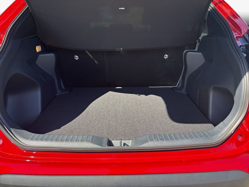 Toyota Yaris Cross Teamplayer Safety-Paket Winter-Paket