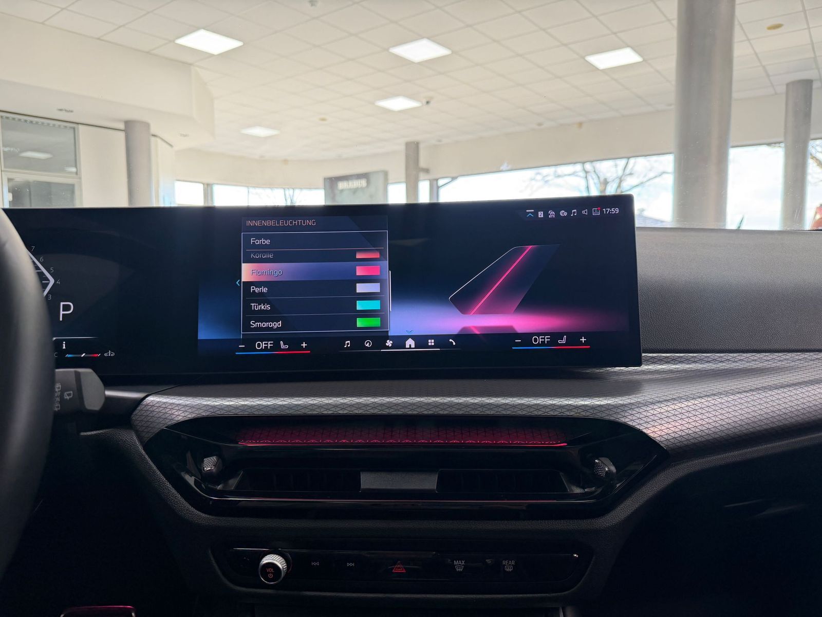 BMW 330 i xDrive Touring M Sport*PANO*HUD*ACC*360°