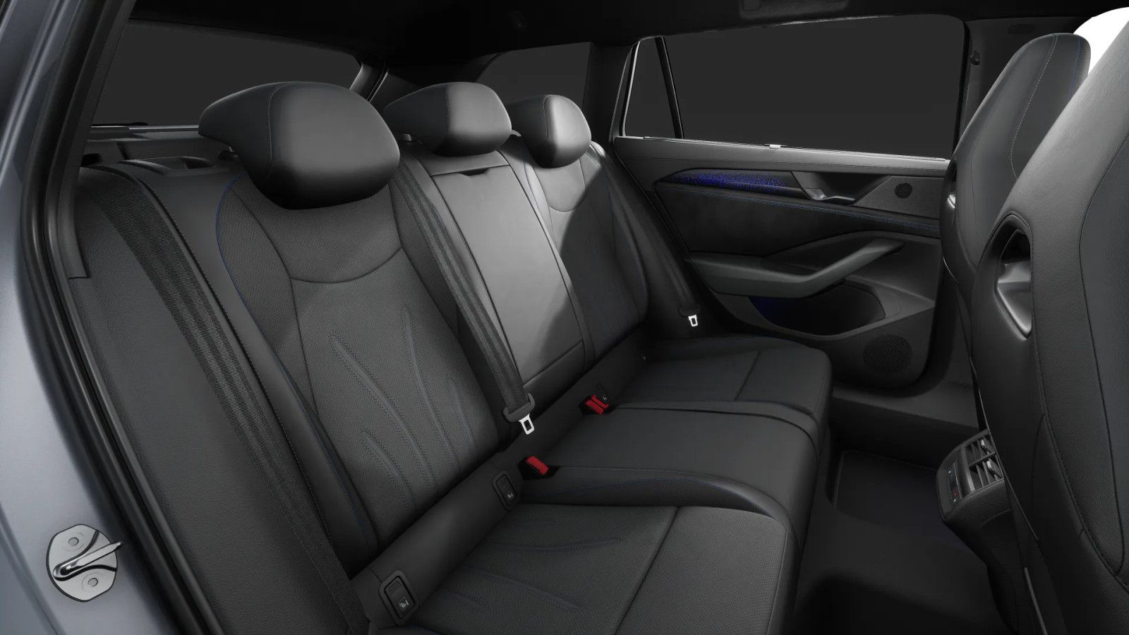 Volkswagen Passat R-Line Signature eHybrid AHK/360/Leder/19