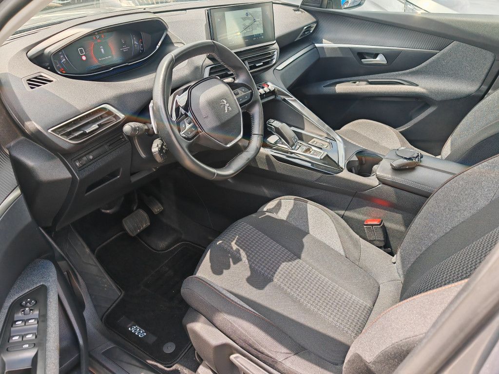 Peugeot 3008 PureTech 130 EAT8 - Samsaru's Car Outlet