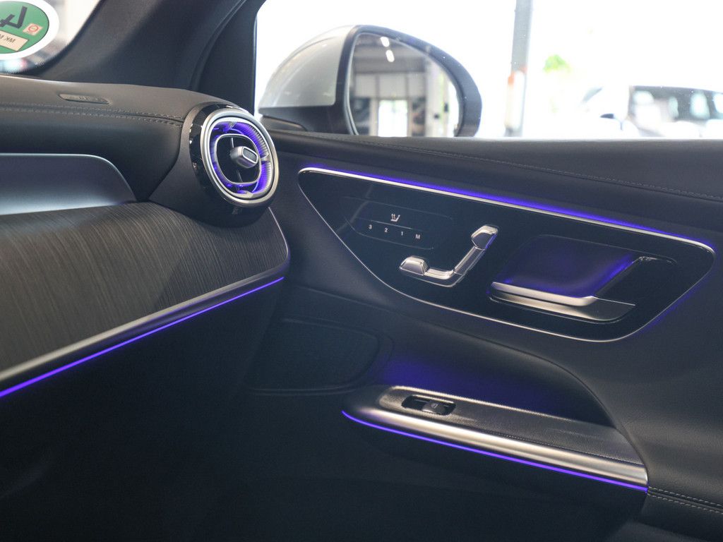 Mercedes-Benz GLC 220 d 4M AMG Edition AHK Distr. LED Pano Nav