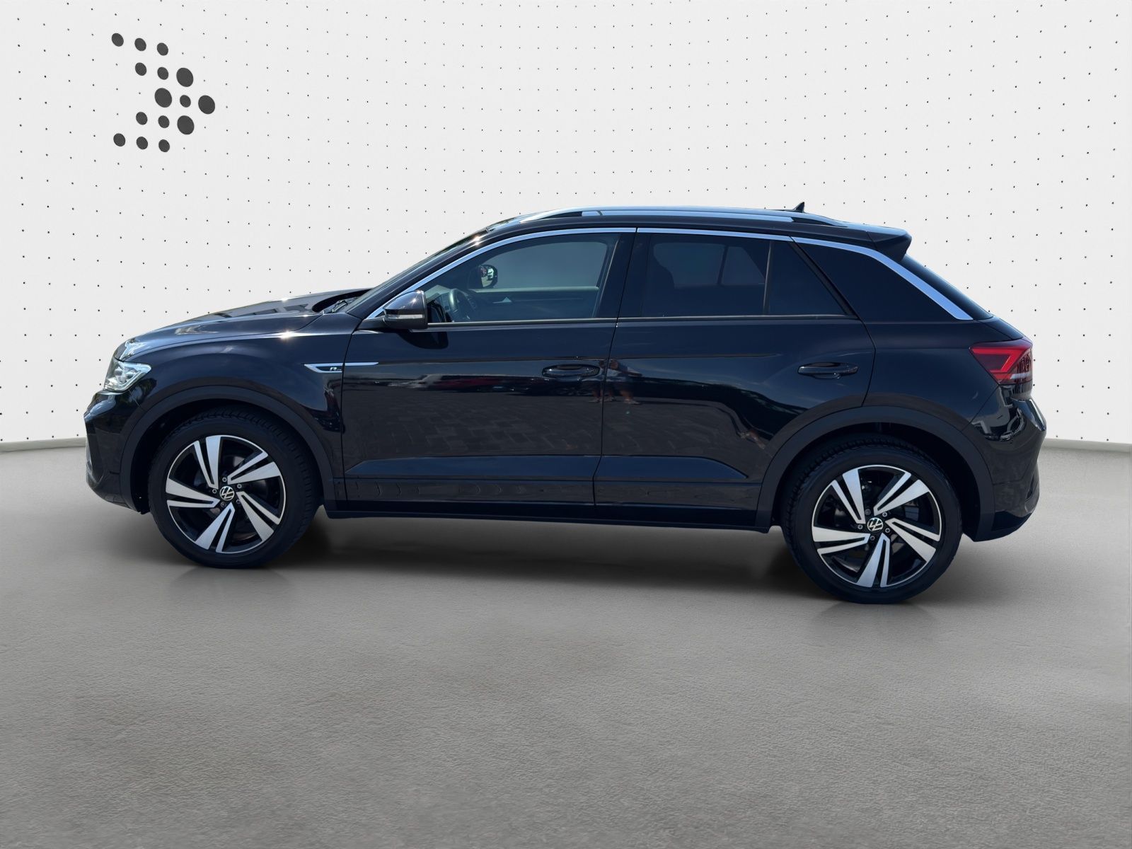 Volkswagen T-Roc 1.5 TSI DSG R-LINE - Samsaru's Car Outlet