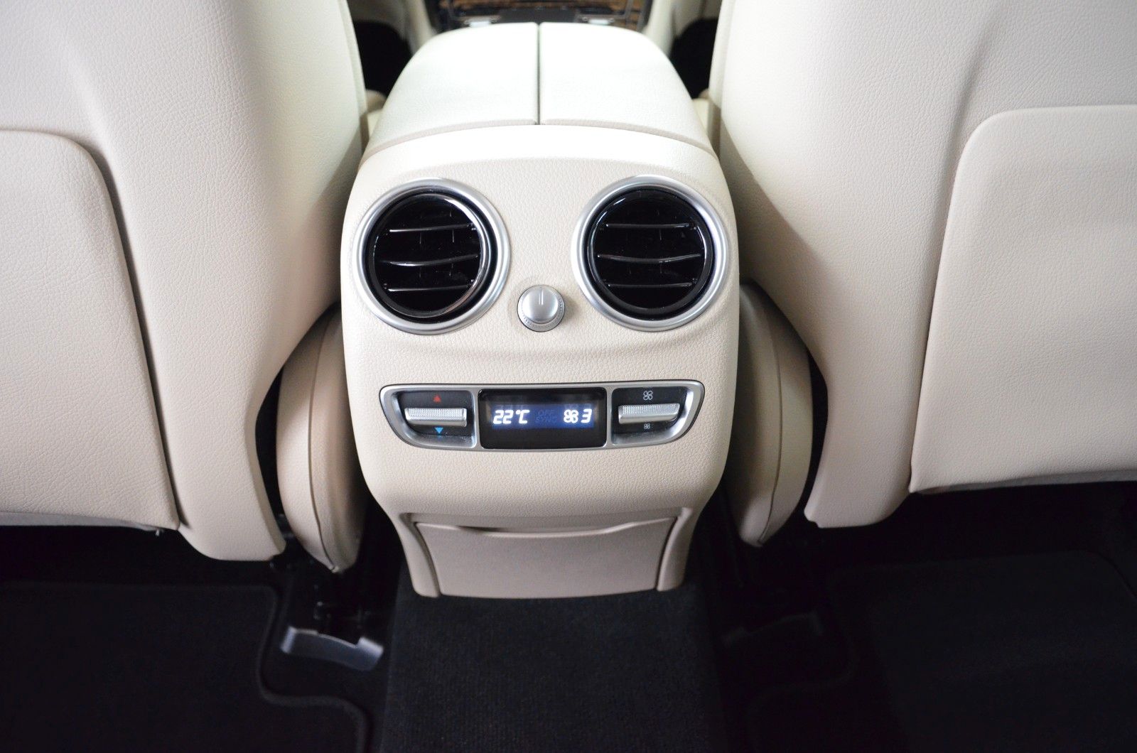 Mercedes-Benz GLC 300 DE 4M"AIRMATIC"DISTR+"AHK"MASSAGE"MBEAM"