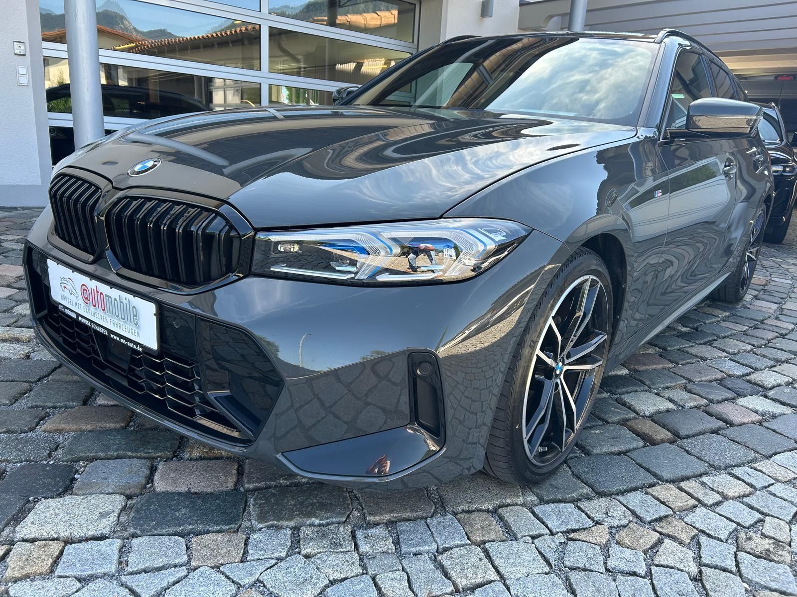 BMW 320 d xDrive M-Sport - Samsaru's Car Outlet