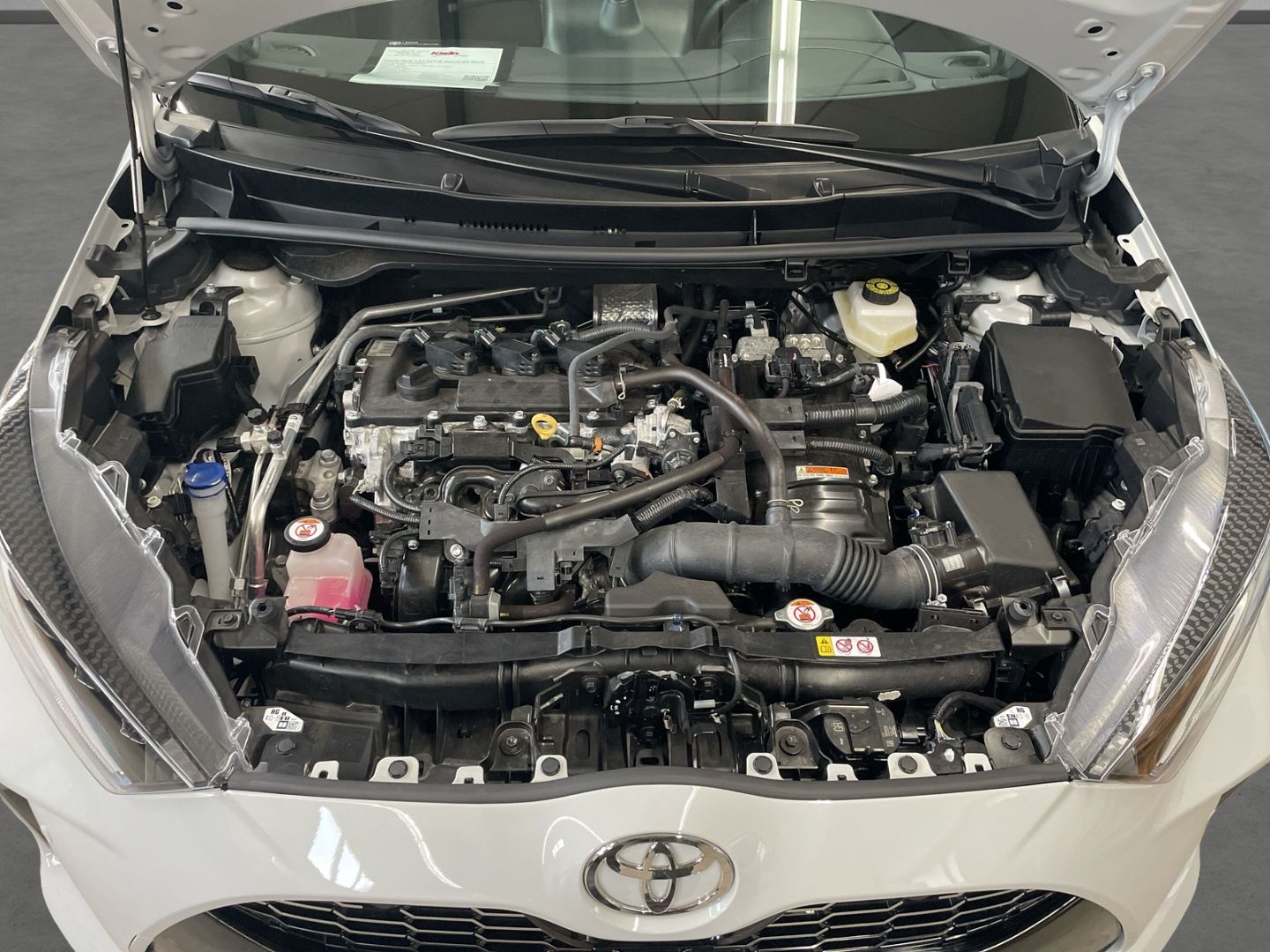 Toyota Yaris 1,5-l-VVT-iE Hybrid GR Sport HUD Navi Soun