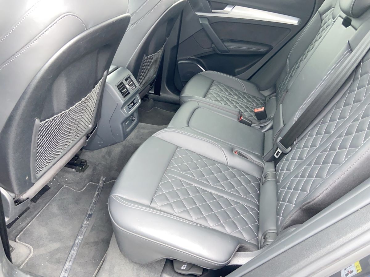 Audi Q5 SUV advanced 45 TFSI qu. S tr. - Samsaru's Car Outlet