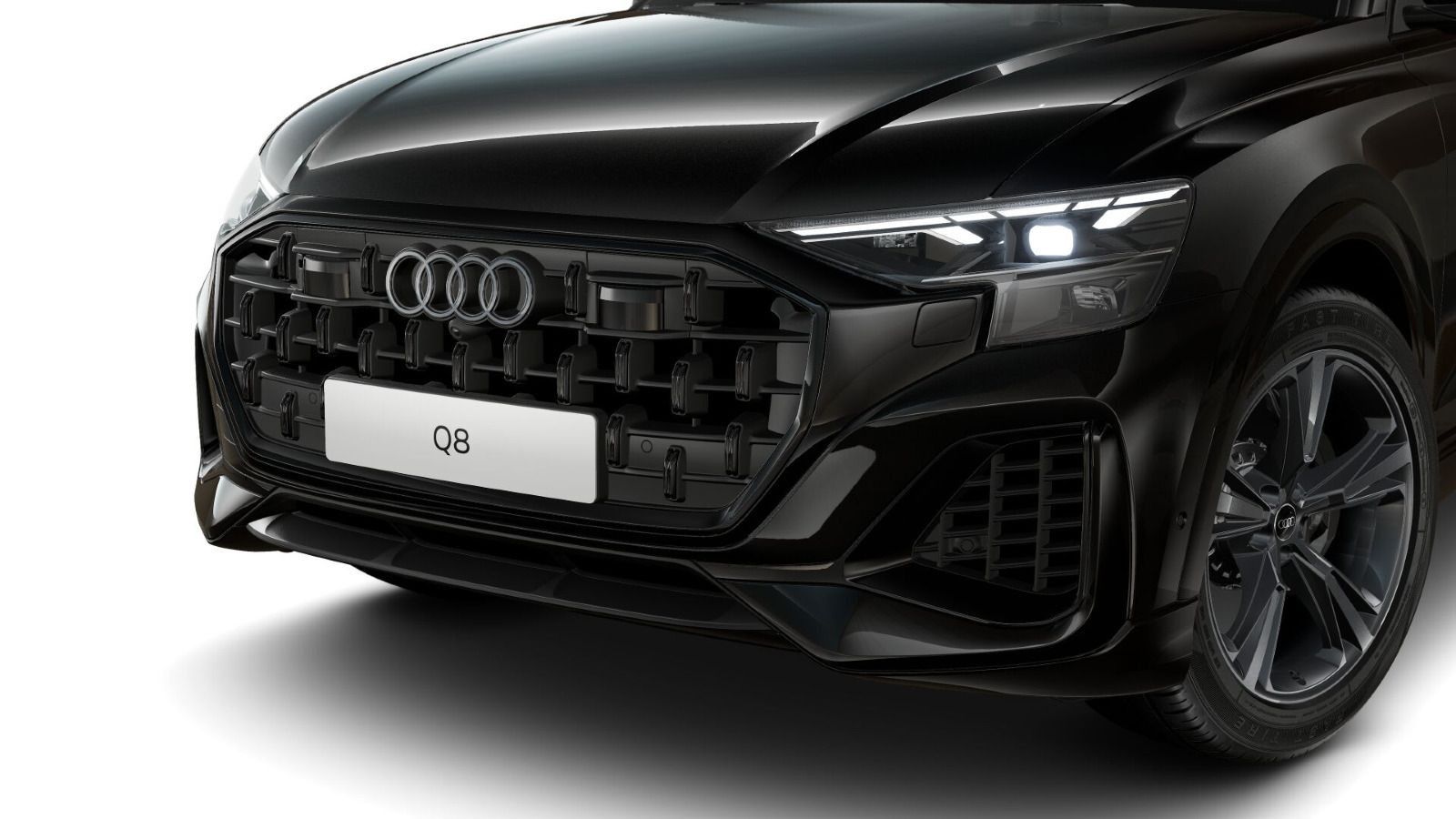 Audi Q8 55 TFSIe - Samsaru's Car Outlet