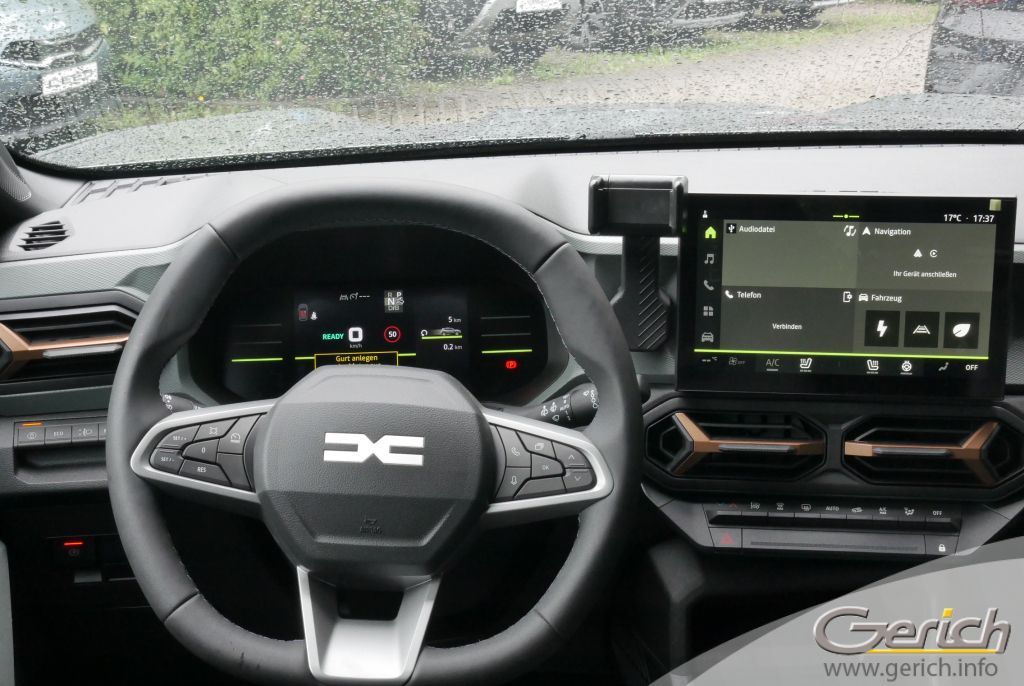 Dacia Duster Hybrid 140 Extreme - Samsaru's Car Outlet