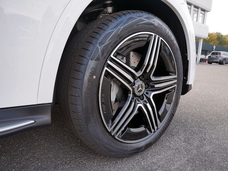 Mercedes-Benz GLC 220 d 4MATIC AMG NIGHT MEMO 360 AHK DISTR