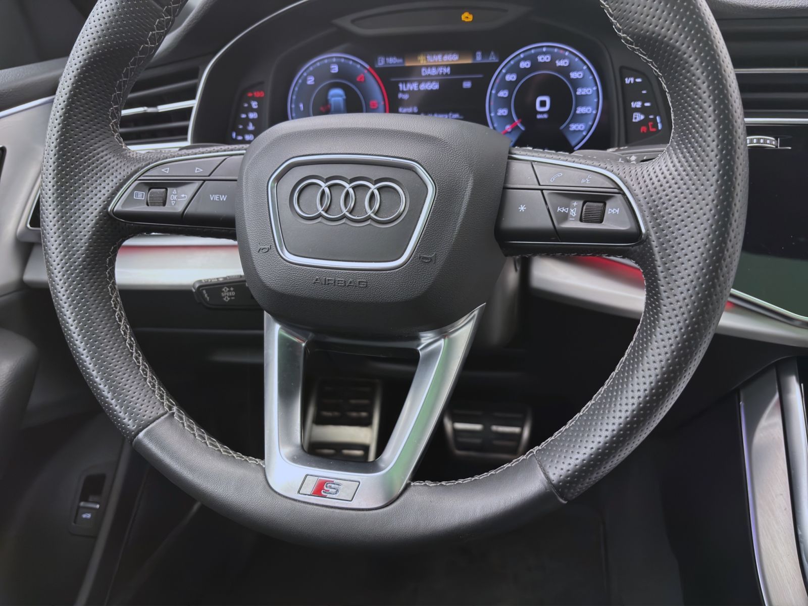 Audi Q8 50 TDI Q S LINE STDHZG PANO AHK HD-MATRIX LM2