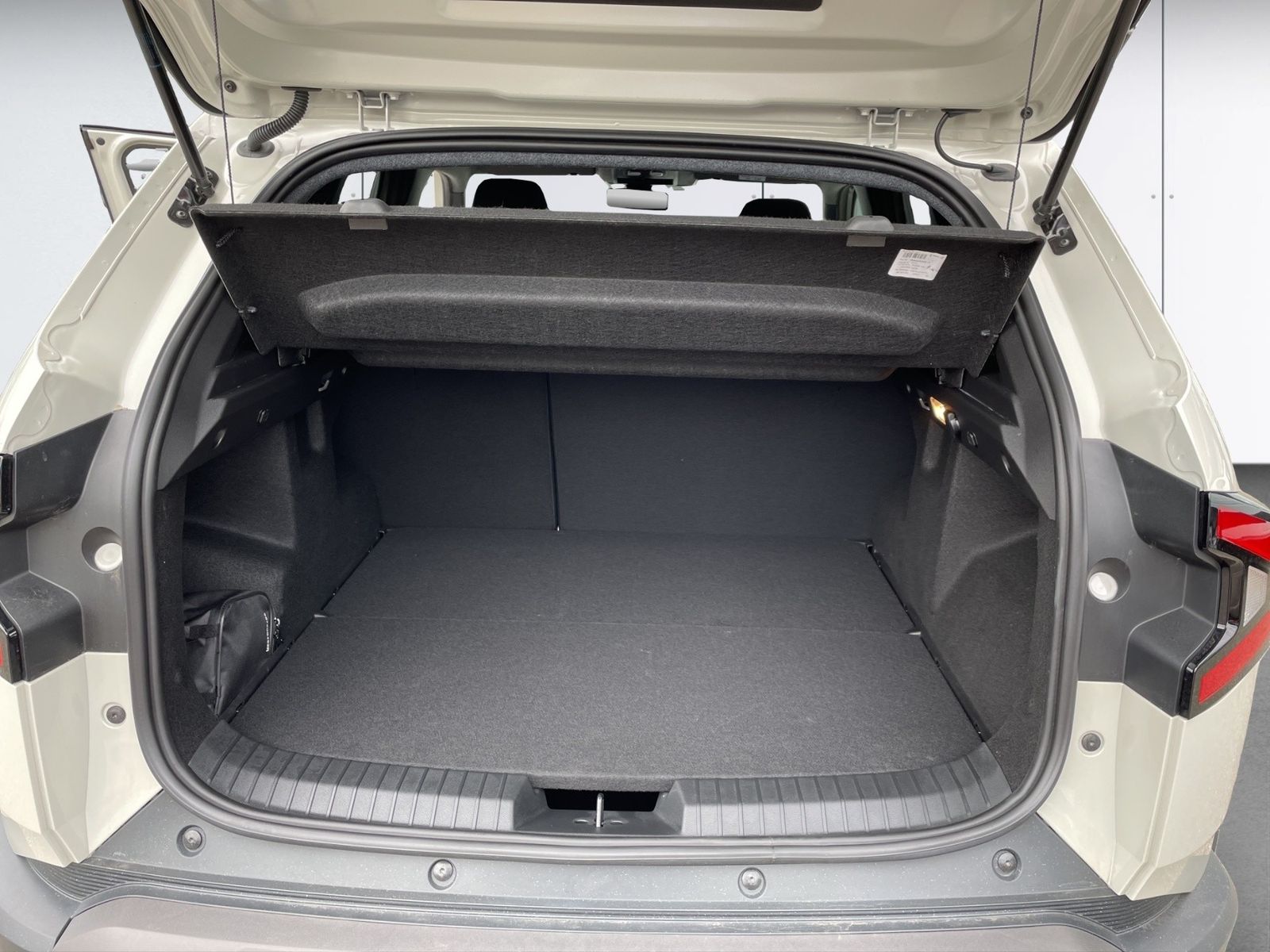 Dacia Duster TCe 130 Journey 4x4 - Samsaru's Car Outlet