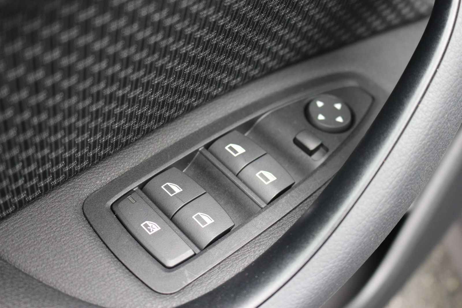 BMW X1 xDrive25e Advantage - Samsaru's Car Outlet