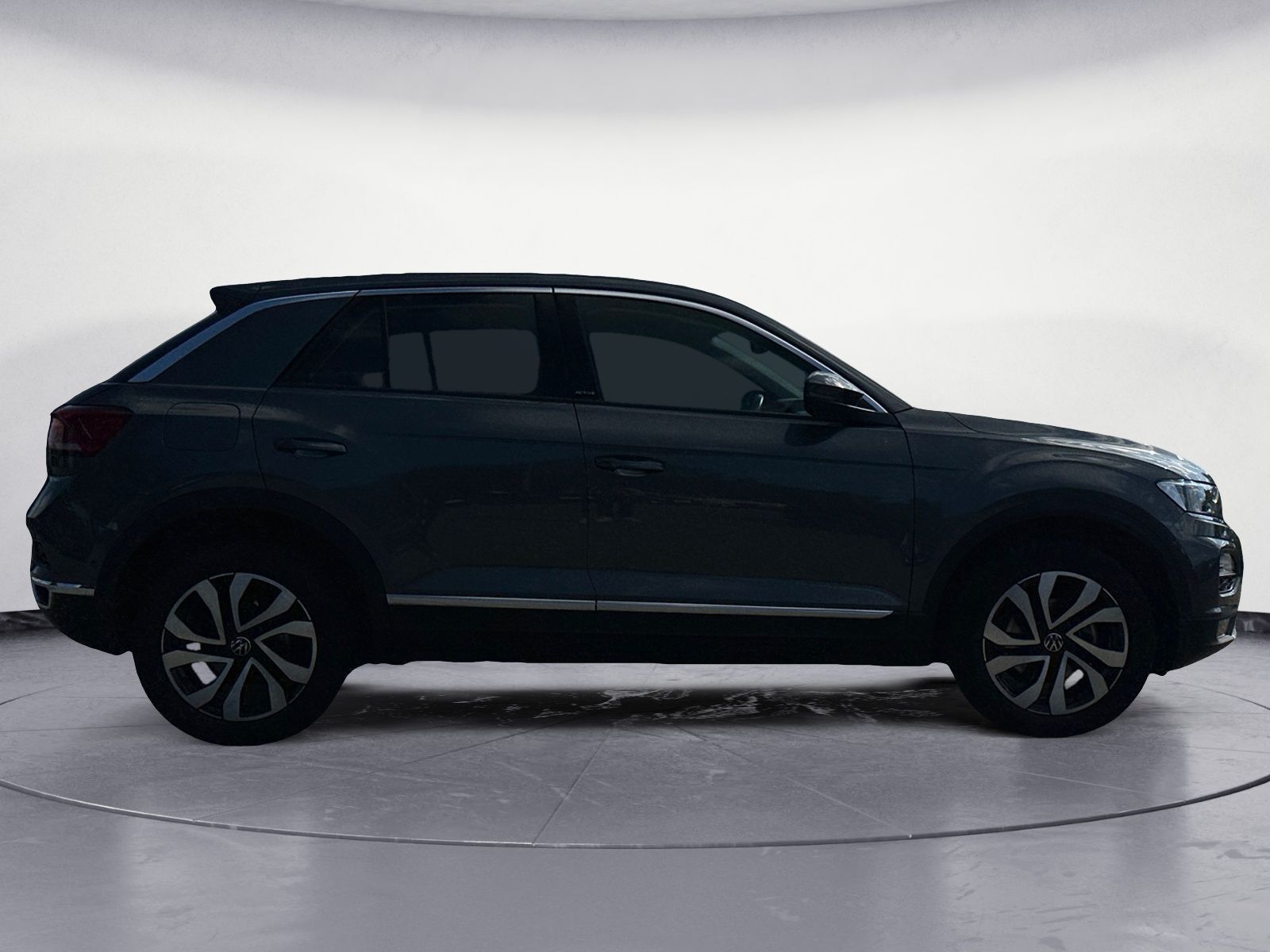 Volkswagen T-Roc 1.0 TSI ACTIVE - Samsaru's Car Outlet