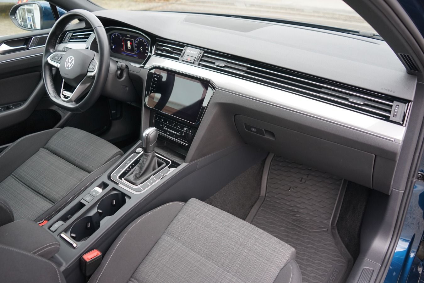 Volkswagen Passat Variant 4Motion 2.0 TDI Business*AHK*ACC*