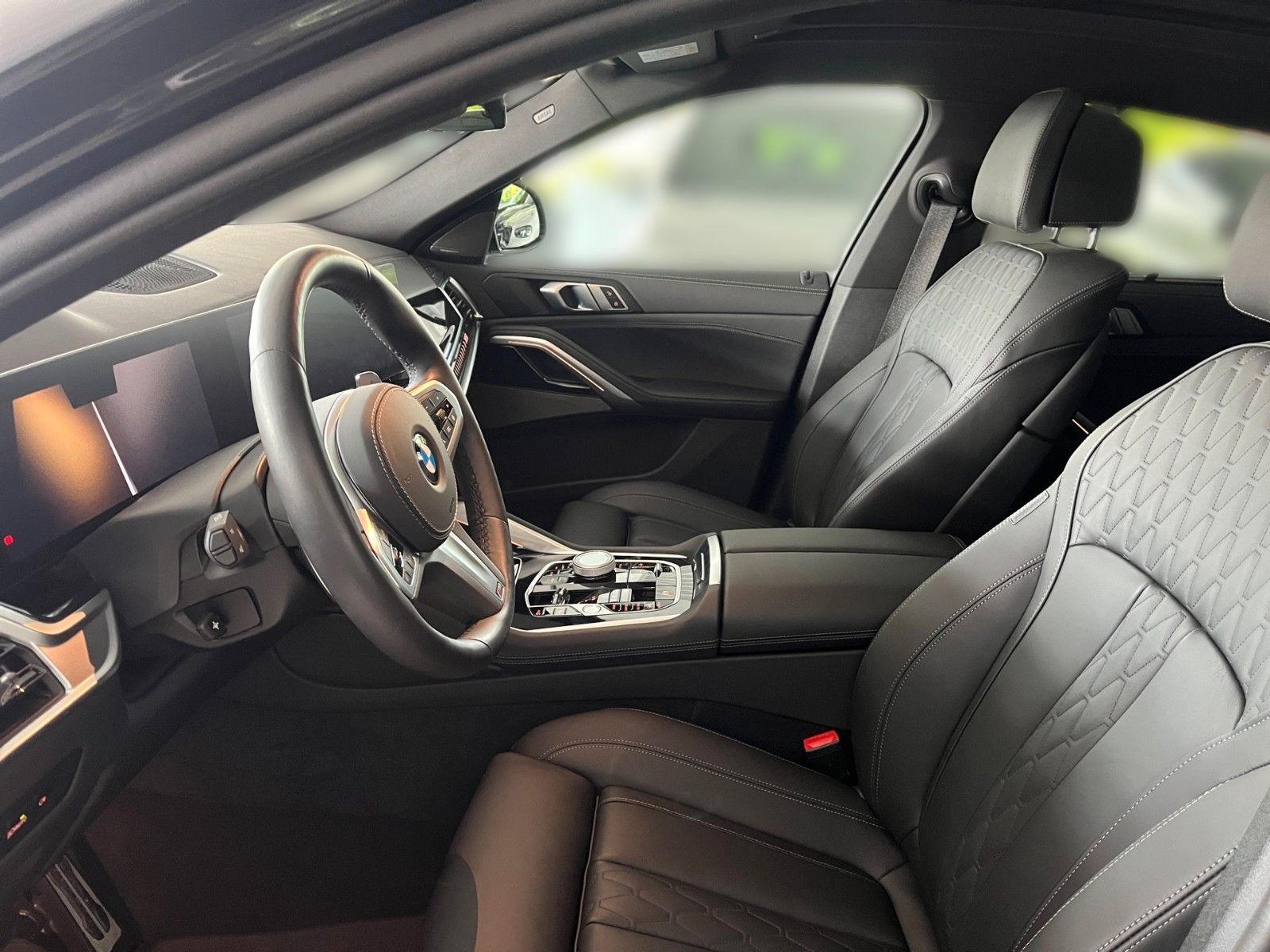 BMW X6 xDrive 40d M SPORT/LED/AHK/PANO-DA/H&K