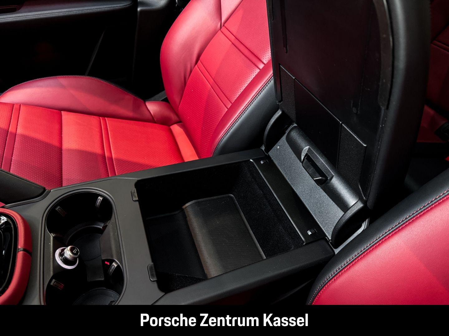 Porsche Cayenne EU6e E-Hybrid Coupe Park-Assistent