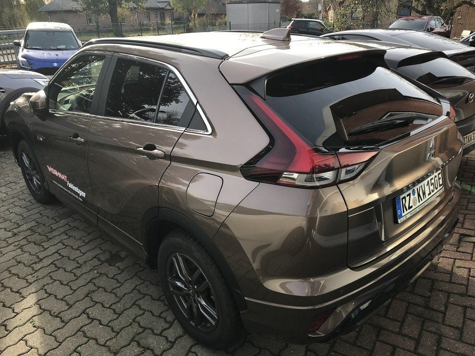 Mitsubishi Eclipse Cross Plug-in Hybrid Select Navi