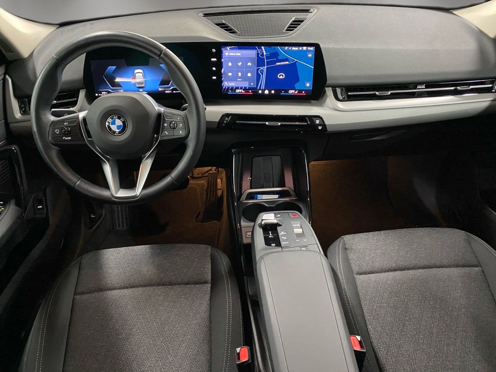 BMW X1 xDrive20d - Samsaru's Car Outlet