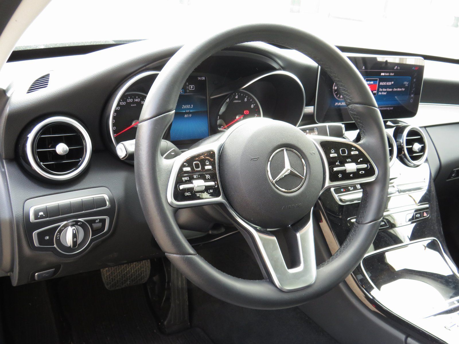 Mercedes-Benz C 200 Avantg. - Samsaru's Car Outlet