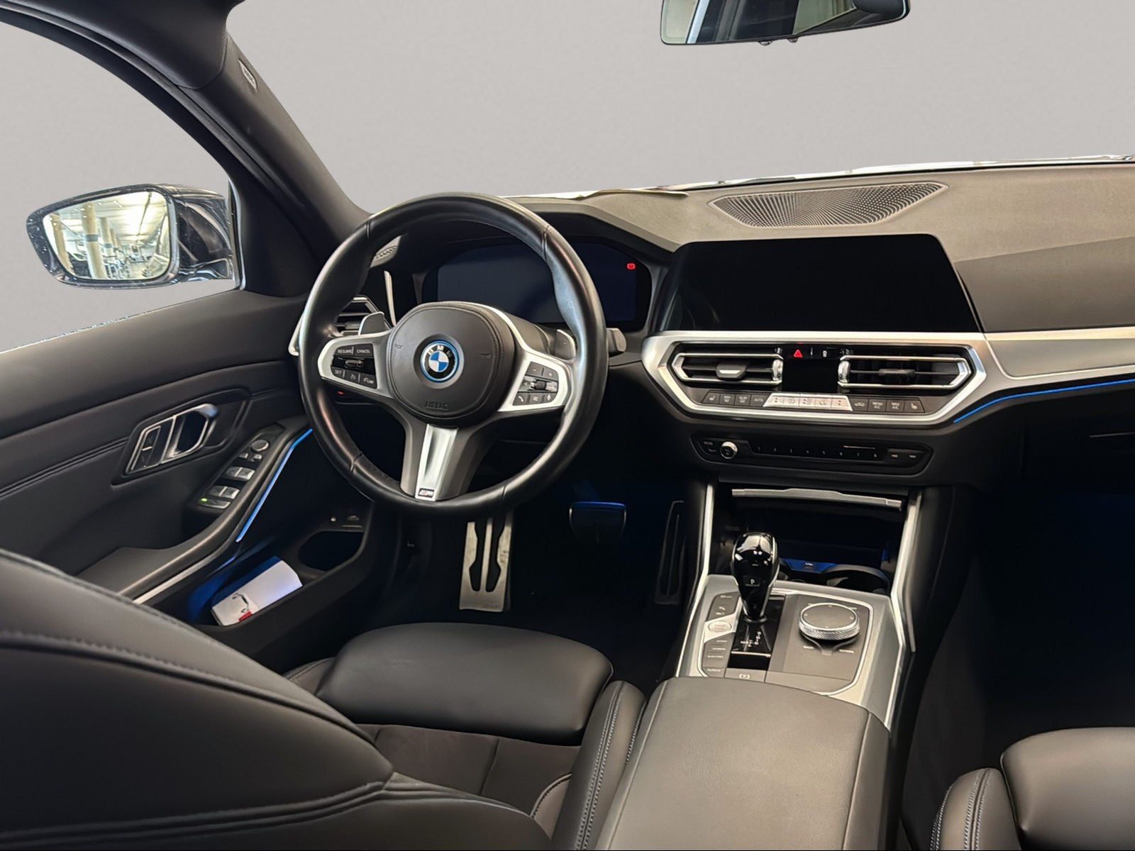 BMW 320e Limousine M Sport - Samsaru's Car Outlet