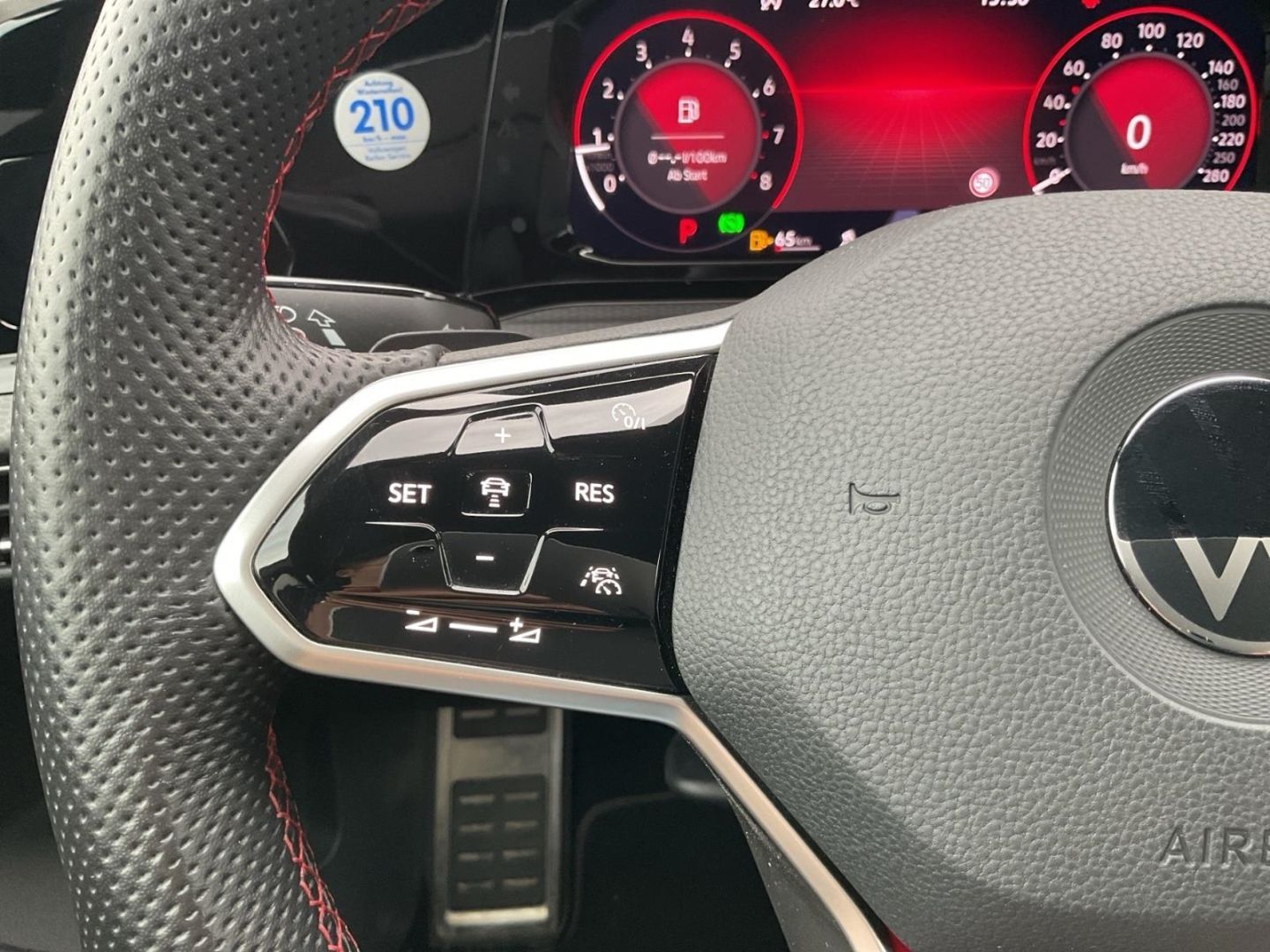 Volkswagen Golf GTI 8 VIII 2.0 TSI - Samsaru's Car Outlet
