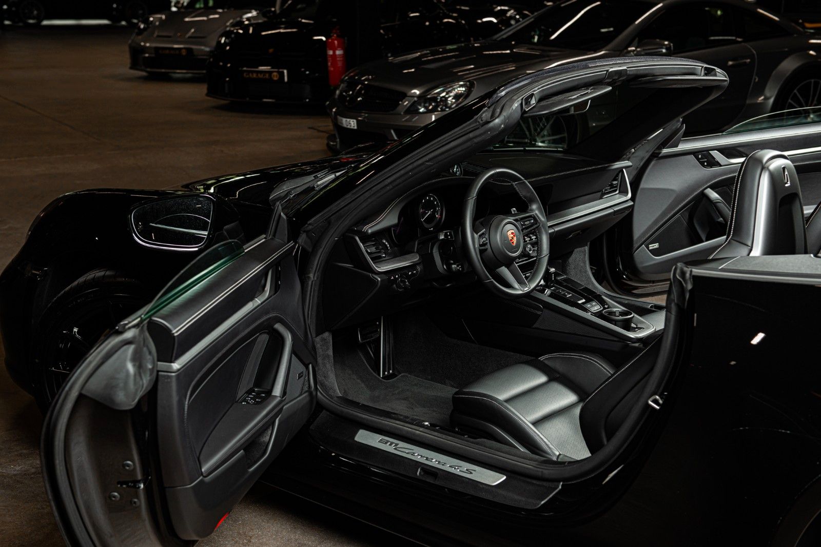 Porsche 992 .1 911 Carrera 4 S Cabriolet / 3380km / VAT