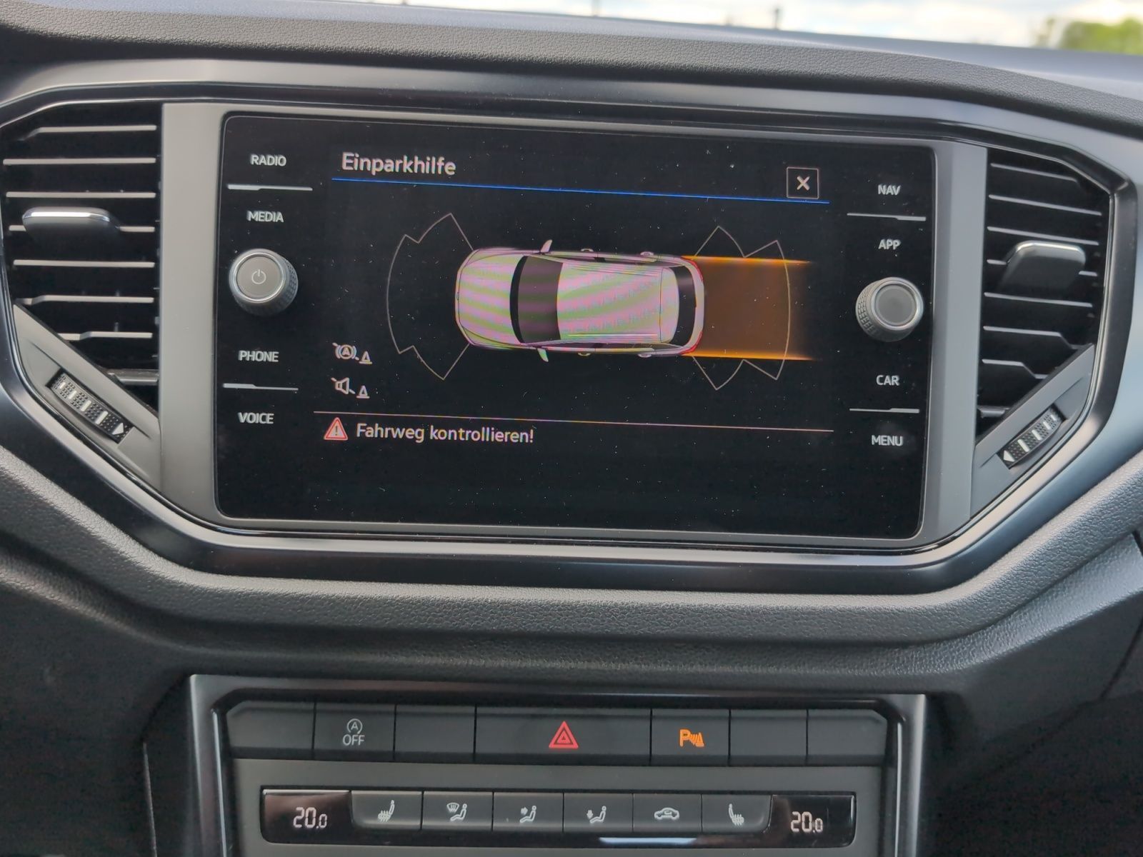 Volkswagen T-Roc 1.0TSI - Samsaru's Car Outlet
