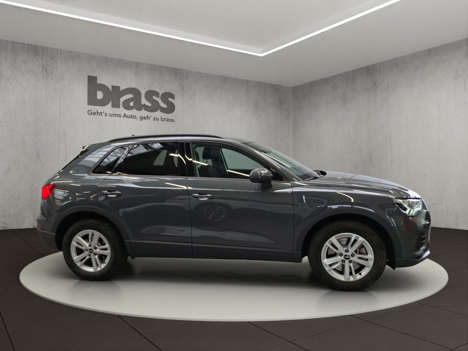Audi Q3 40 TDI quattro - Samsaru's Car Outlet