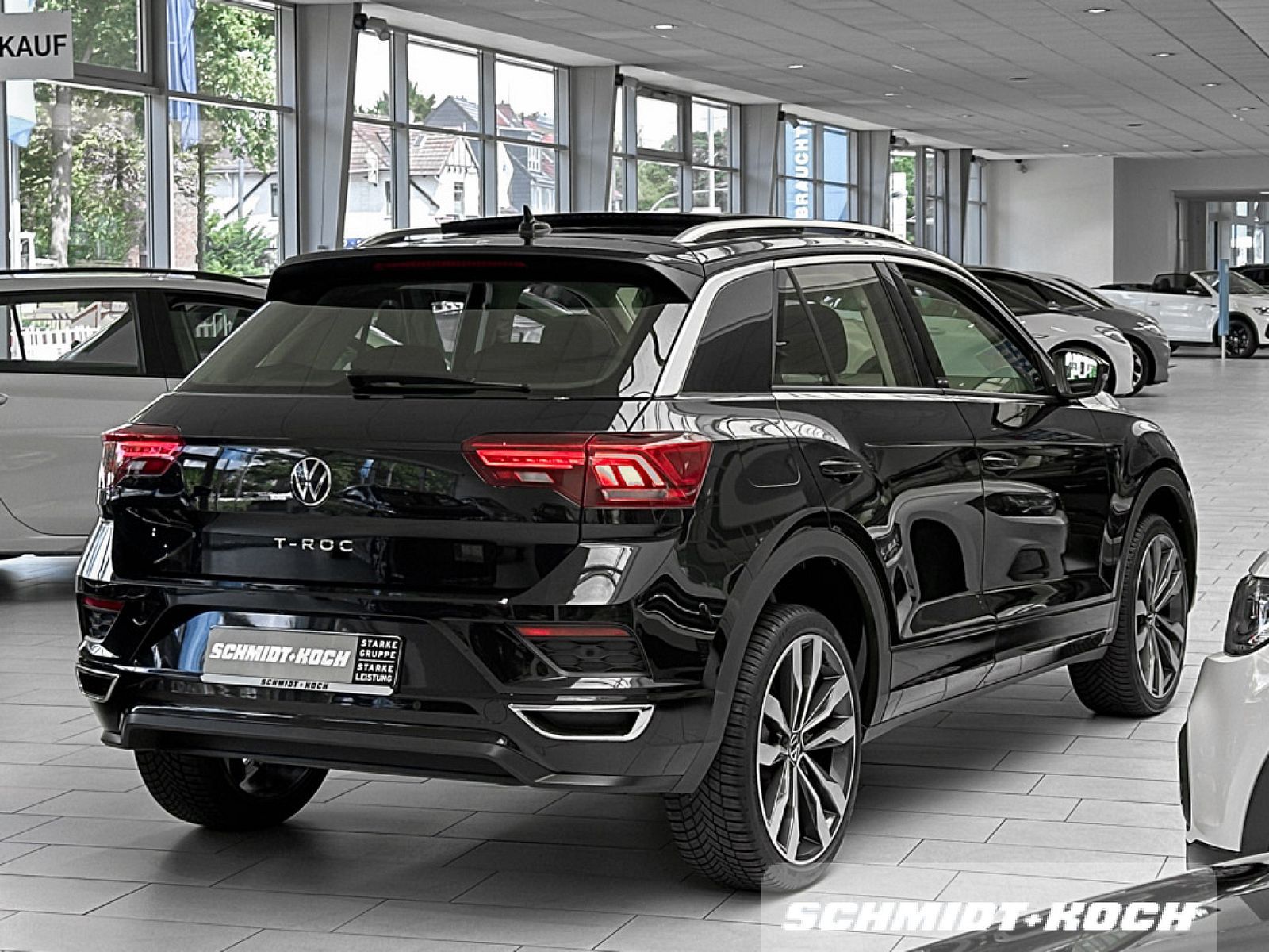 Volkswagen T-Roc 1.5 TSI R-LINE - Samsaru's Car Outlet