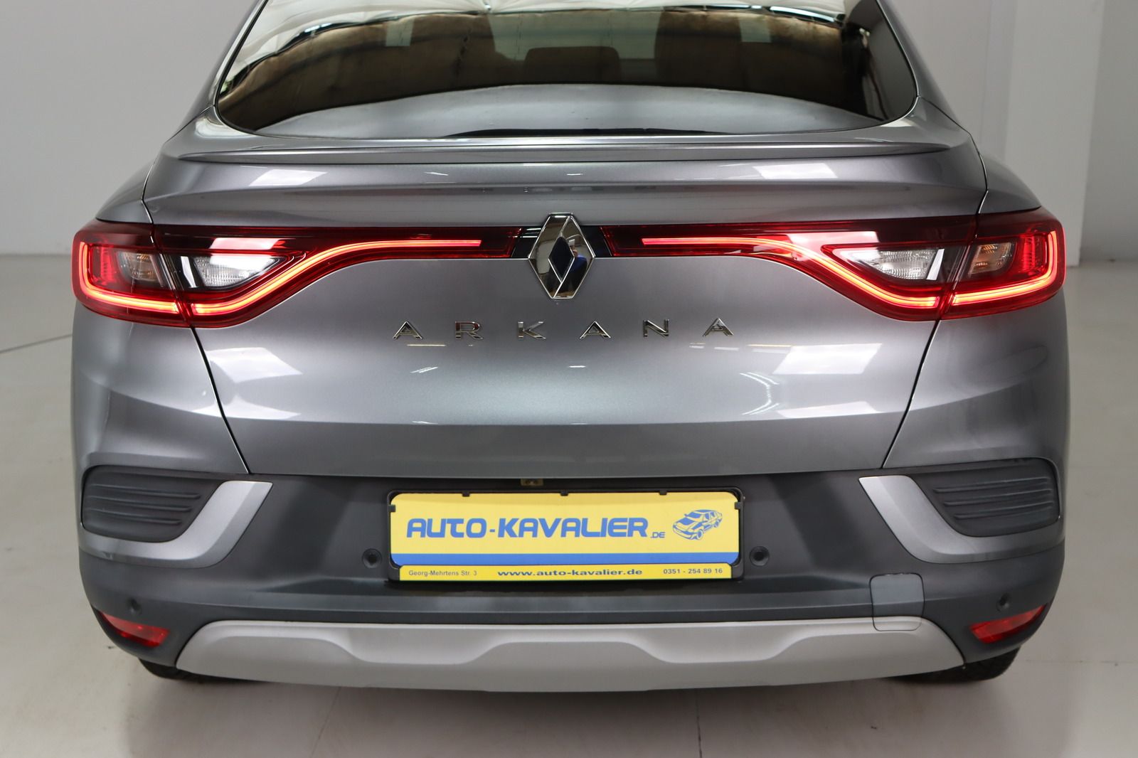 Renault Arkana - Samsaru's Car Outlet