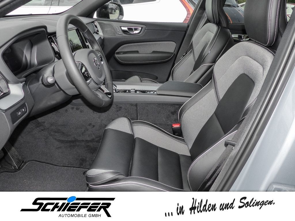 Volvo XC60 T6 AWD Recharge Plus Dark (2017)