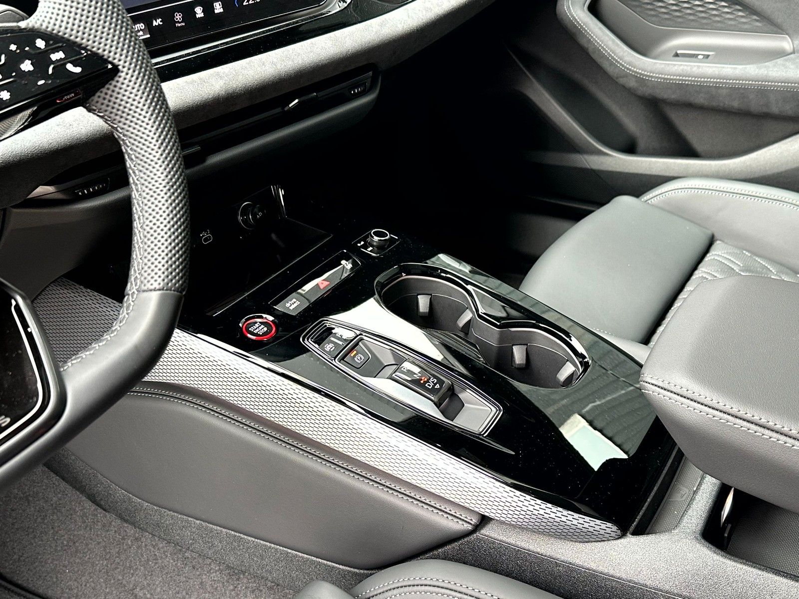 Audi A5 LIMOUSINE QUATTRO S-LINE B&Q DISPLAY AHK FULL