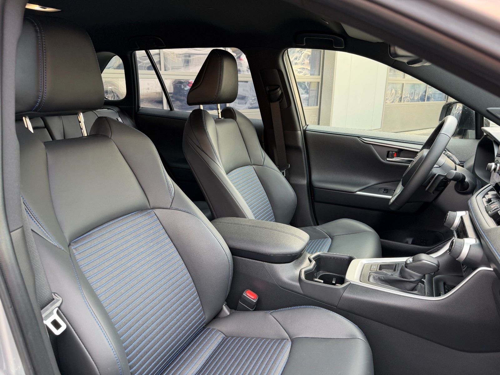 Toyota RAV 4 2.5 Hybrid 4x2 Style VOLL JBL+360°+LEDER
